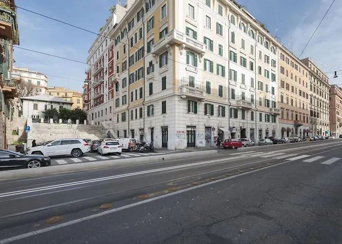 Stylish Loft - Colosseum 4 Min Walk -3 Beds -sleeps Up To 6 People Rom
